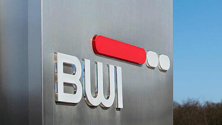 Firmenschild der BWI am Hauptsitz Meckenheim