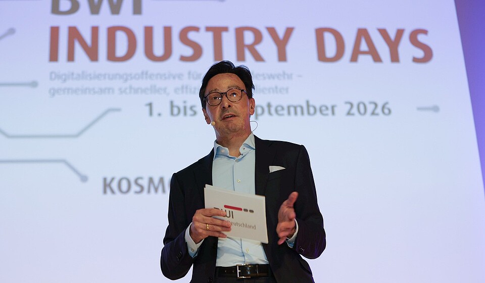 CEO Dr. Bernhard Günther spricht auf den BWI Industry Days