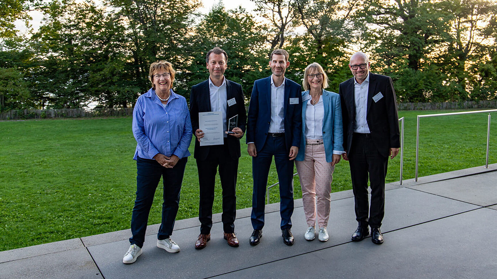 (v.l.n.r.): Brigitte Zypries, Bundesministerin für Wirtschaft und Justiz a.D. und Mitglied Expertenkommission D-PCGM, Mahir Erkan, Head of BWI Risk Management, Prof. Dr. Ulf Papenfuß, Dr. Christiane Sorgenfrei, Beteiligungsmanagement Finanzministerium Land SH und Prof. Dr. Klaus-Michael Ahrend, HEAD Holding AG.