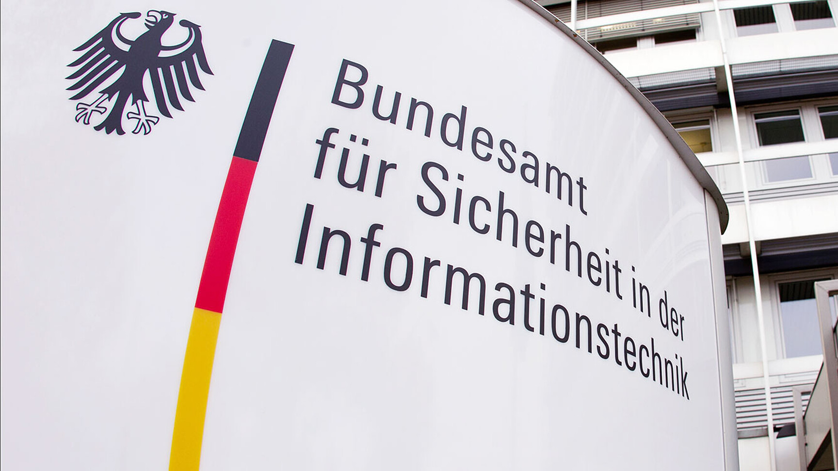 Gebäudeeingang am Bonner Sitz des BSI © BSI