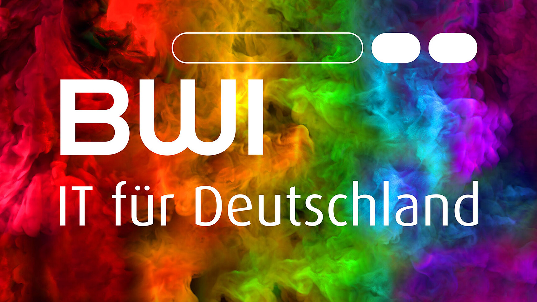 Das Logo der BWI ist in weiß im Vordergrund im Hintergund ist farbiger Rauch in den Farben eines Regenbogens