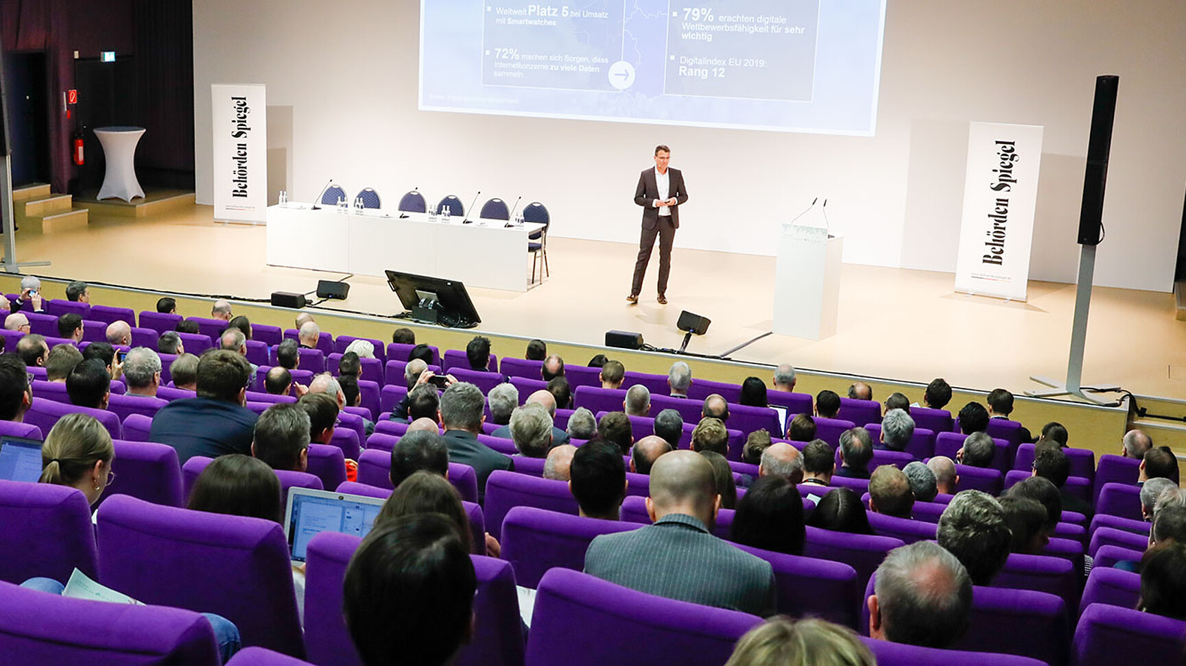 BWI-CEO Martin Kaloudis in seiner Keynote auf dem Digitalen Staat 2020 in Berlin © Klaus Dombrowsky/Behörden Spiegel